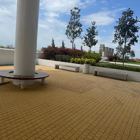 Park 7 *