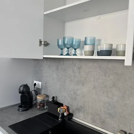 Park 7 Apartment