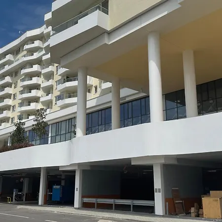 Park 7 Apartment