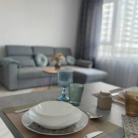 Park 7 Apartment